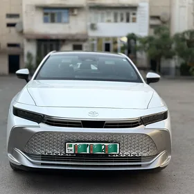Toyota Crown 2023