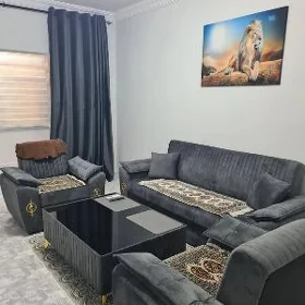 Arenda kwartira jay 30 mkr