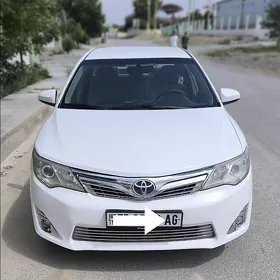 Toyota Camry 2014