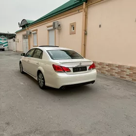 Toyota Avalon 2011