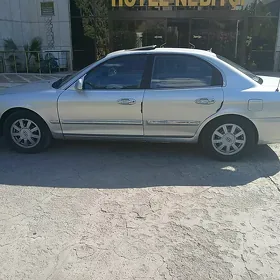 Kia Optima 2001