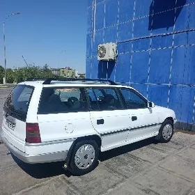 Opel Astra 1993