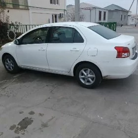 Toyota Yaris 2009