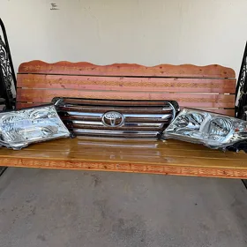 land cruiser 200  faralary