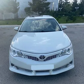 Toyota Camry 2012