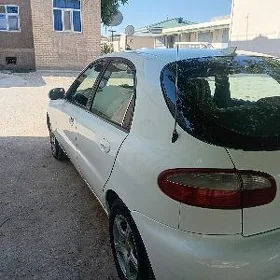 Daewoo Lanos 1999