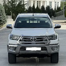 Toyota Hilux 2022