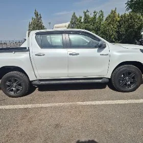 Toyota Hilux 2026