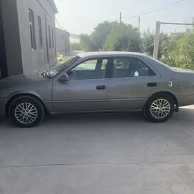 Toyota Camry 1998