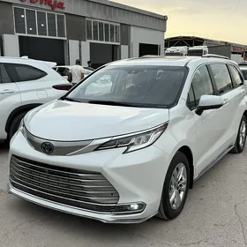 Toyota Sienna 2022