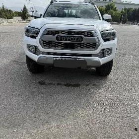 Toyota Tacoma 2023