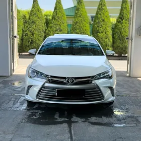 Toyota Camry 2015