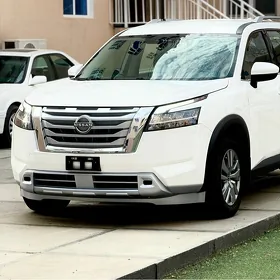 Nissan Pathfinder 2022