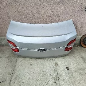 Ford Taurus bagaj