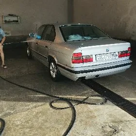 BMW E34 1992