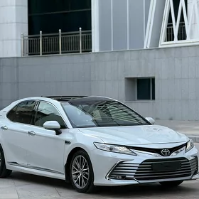 Toyota Camry 2024