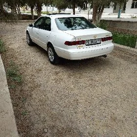 Toyota Camry 1998