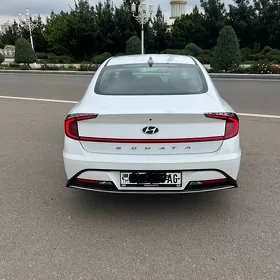 Hyundai Sonata 2021
