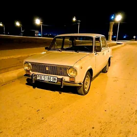 Lada 2104 1983