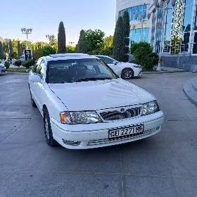 Toyota Avalon 1999