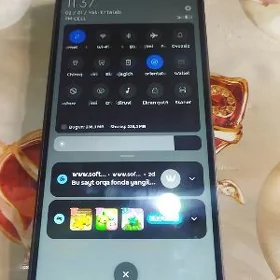 poco c65 256