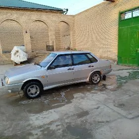 Lada VAZ-21099 2004
