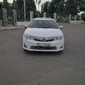 Toyota Camry 2012