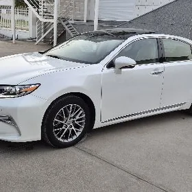 Lexus ES 350 2016