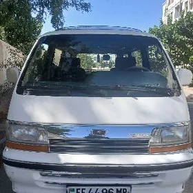 Toyota Hiace 1990