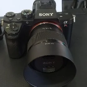 Sony A7 R2