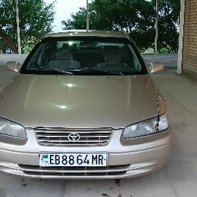 Toyota Camry 1998