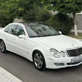 Mercedes-Benz 500E 2004
