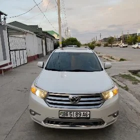 Toyota Highlander 2013