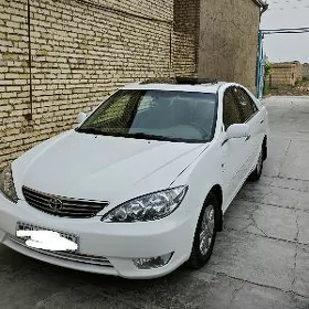 Toyota Camry 2005