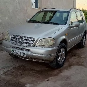 Mercedes-Benz ML350 1999