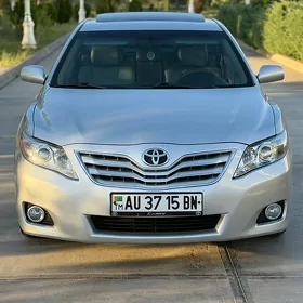 Toyota Camry 2010