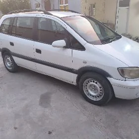 Opel Zafira 2000