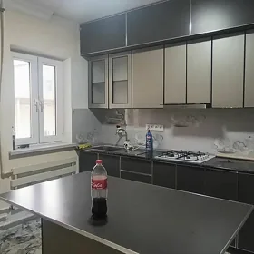 arenda kottej eýesinden
