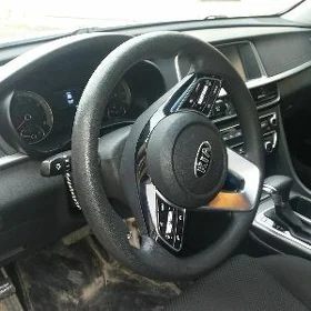 Kia Optima 2020