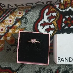 Pandora ýuzuk
