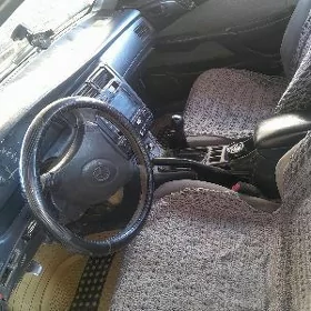 Toyota Carina 1994