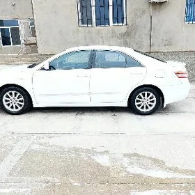 Toyota Camry 2011