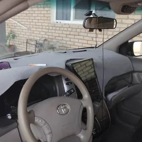 Toyota Sienna 2008