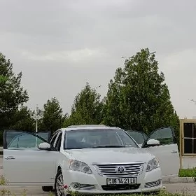 Toyota Avalon 2010