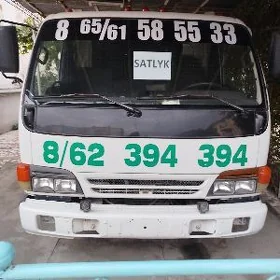 Isuzu Forward 1998