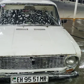 Lada 2104 1985