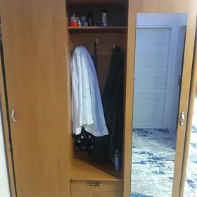 Шкаф