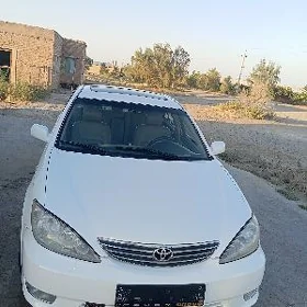 Toyota Camry 2005