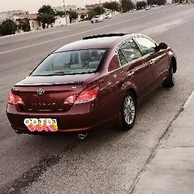 Toyota Avalon 2005