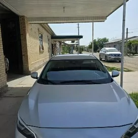 Nissan Sentra 2020